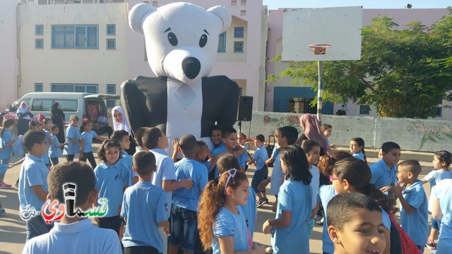   كفرقاسم - فيديو : طلاب جنة ابن رشد يحتفلون بعيد الاضحى بمهرجان استعراضي وتكبيرات العيد تصدح  